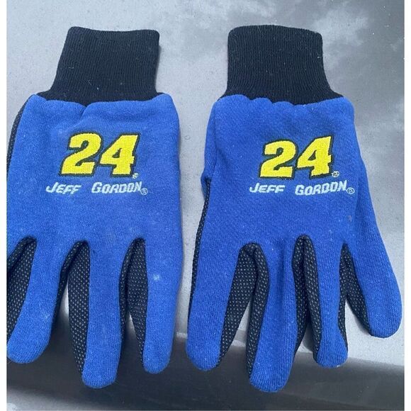 Jeff Gordon #24 Dupont Motorsports NASCAR Utility Gloves - Picture 1 of 3